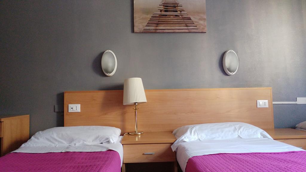 Ciak Hostel Roma Esterno foto