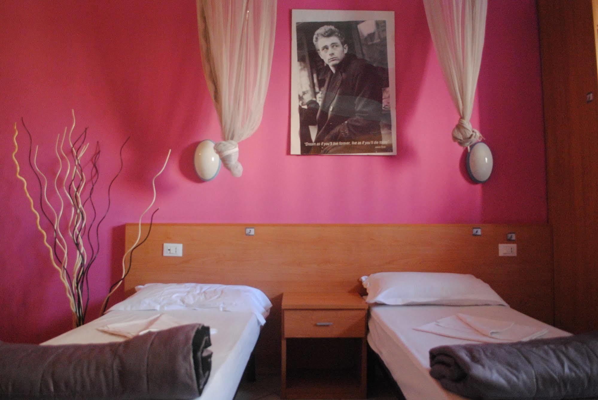 Ciak Hostel Roma Esterno foto
